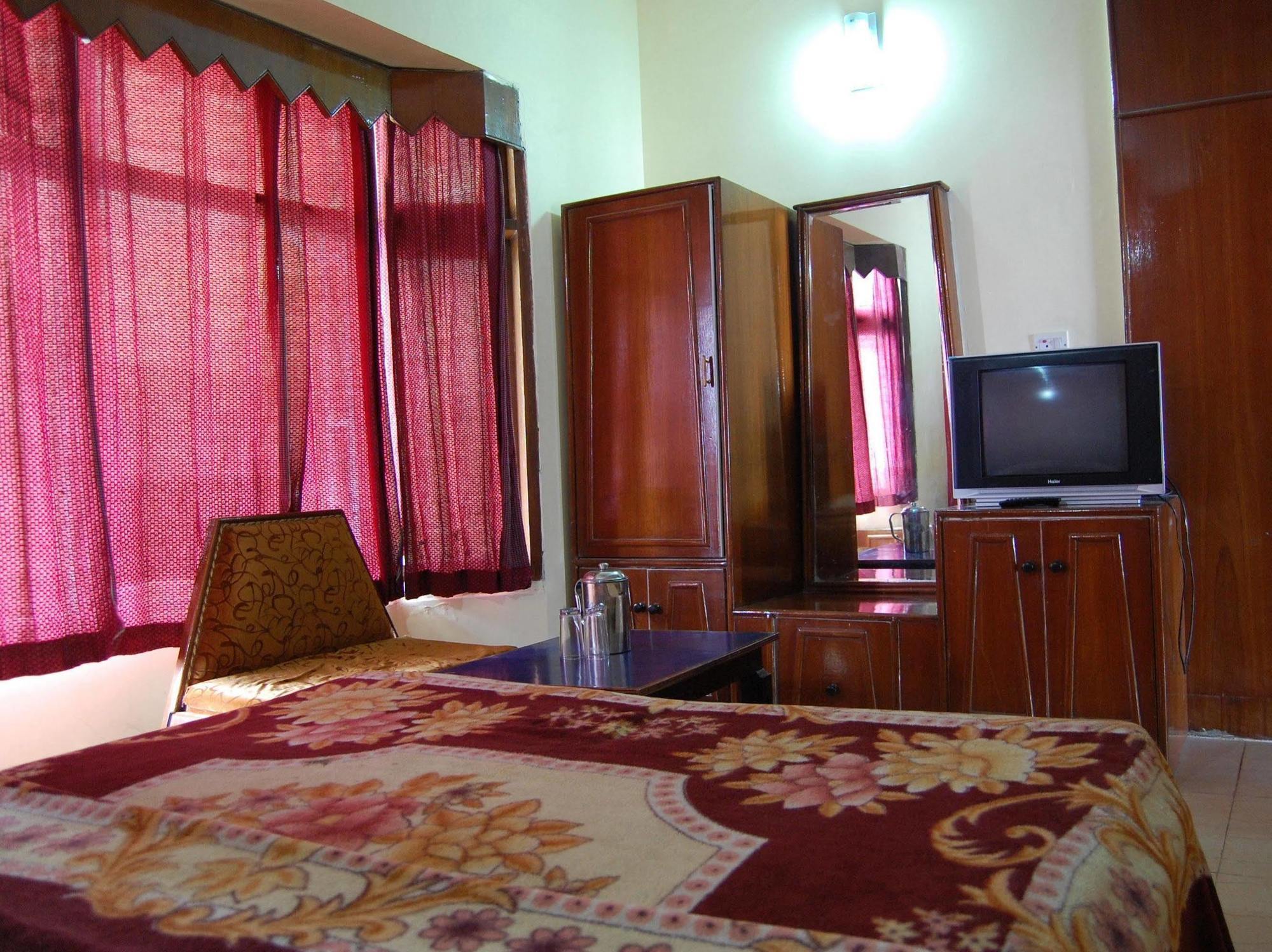 Hotel Park Mussoorie Exterior photo